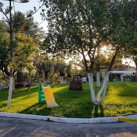 Lägenhet Kontonis Studios Kypseli